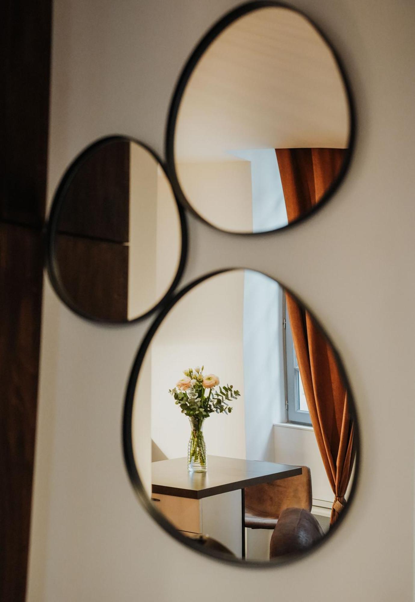 Apartment -les Petits Ga!llards- 3 A Themes *